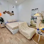 Corgi House Beachstay Danang