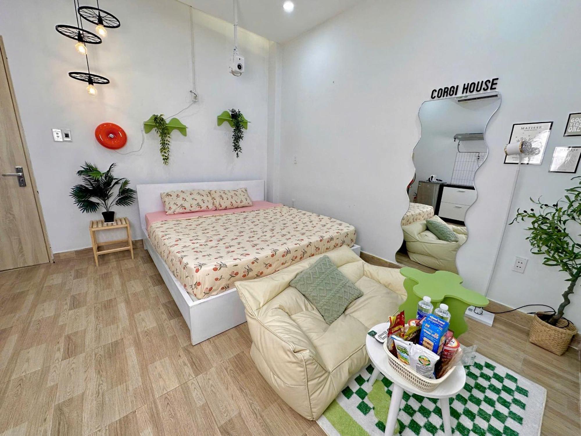 Corgi House Beachstay Homestay *
