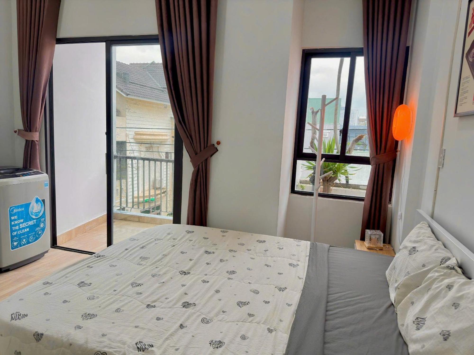 Corgi House Beachstay *