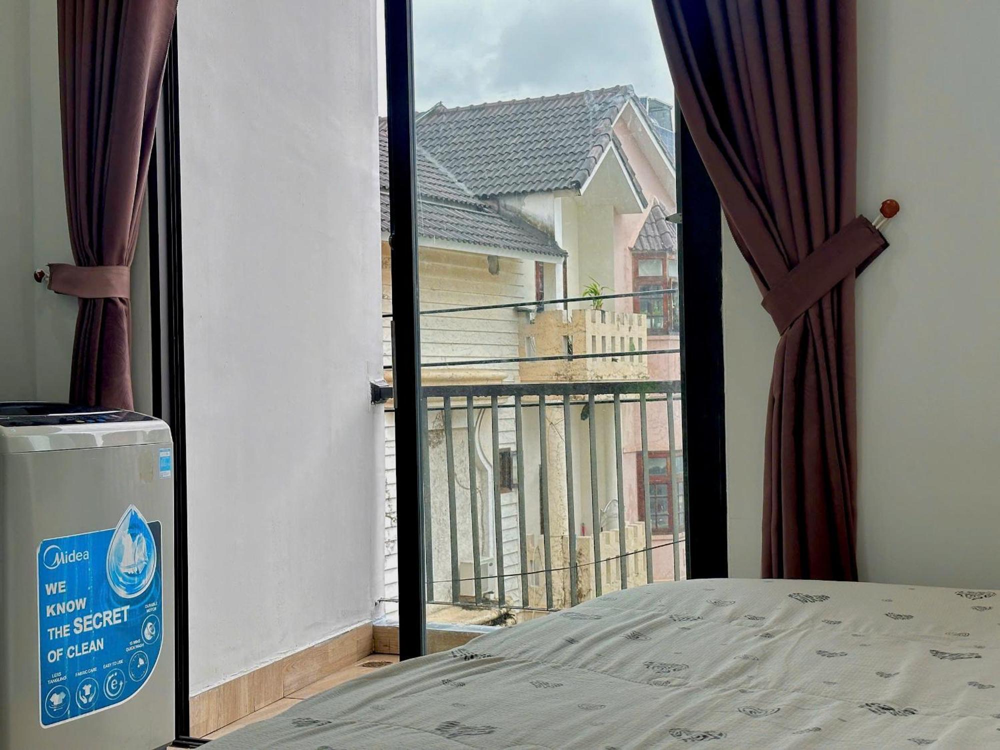 Corgi House Beachstay Da Nang
