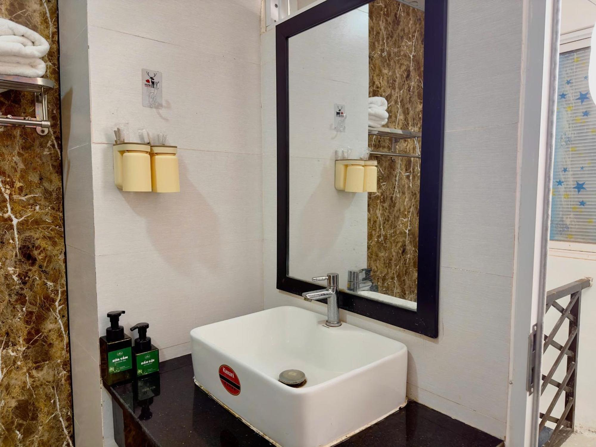 Corgi House Beachstay Homestay Da Nang